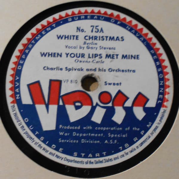 White Christmas / When Your Lips Met Mine / Under a Blanket of Blue