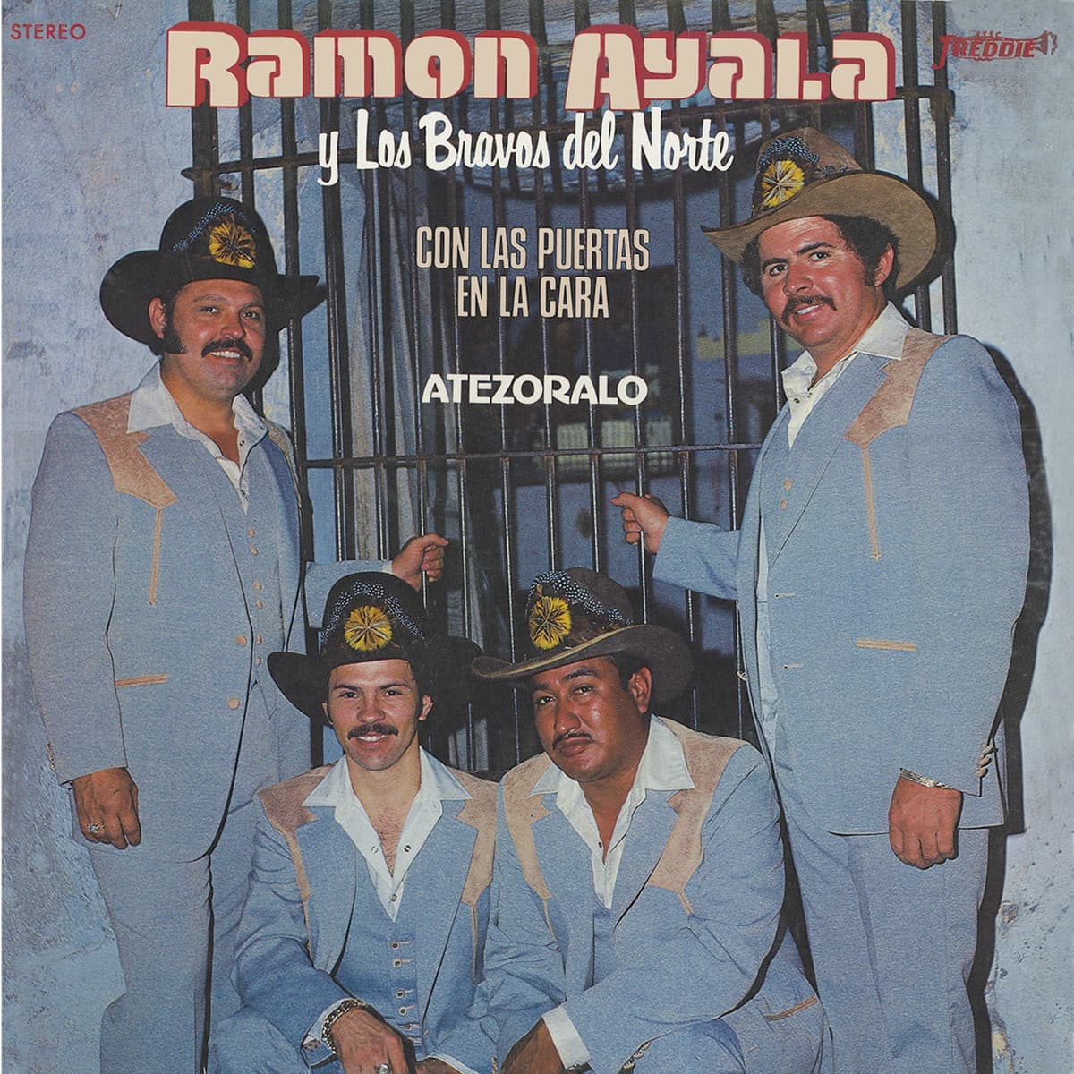 Con las puertas en la cara / Atesóralo