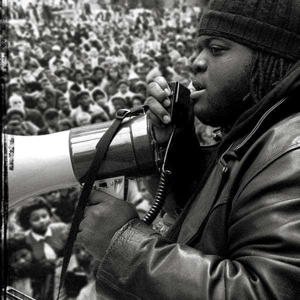 Revolutionary Theme Muzik