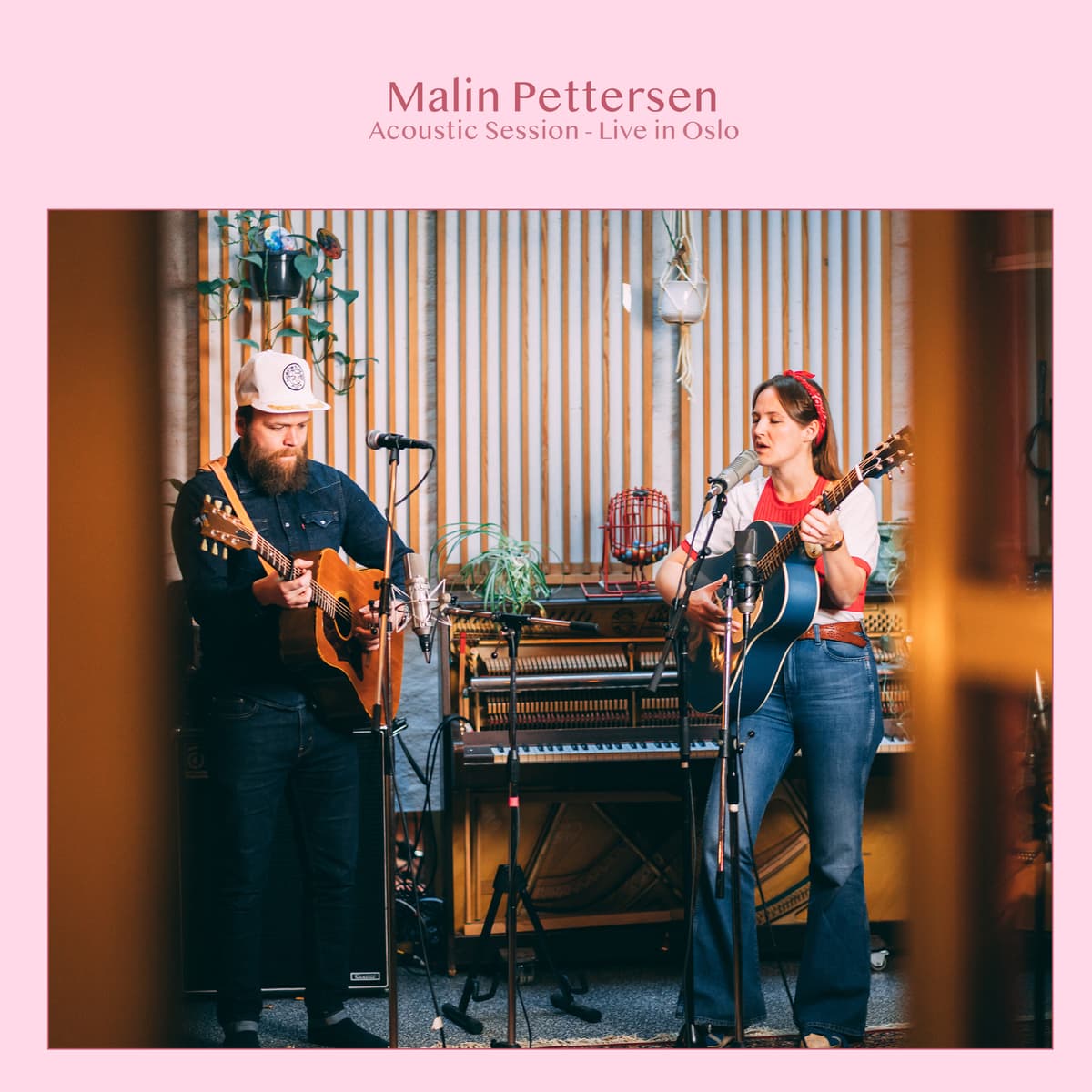 Acoustic Session - Live in Oslo