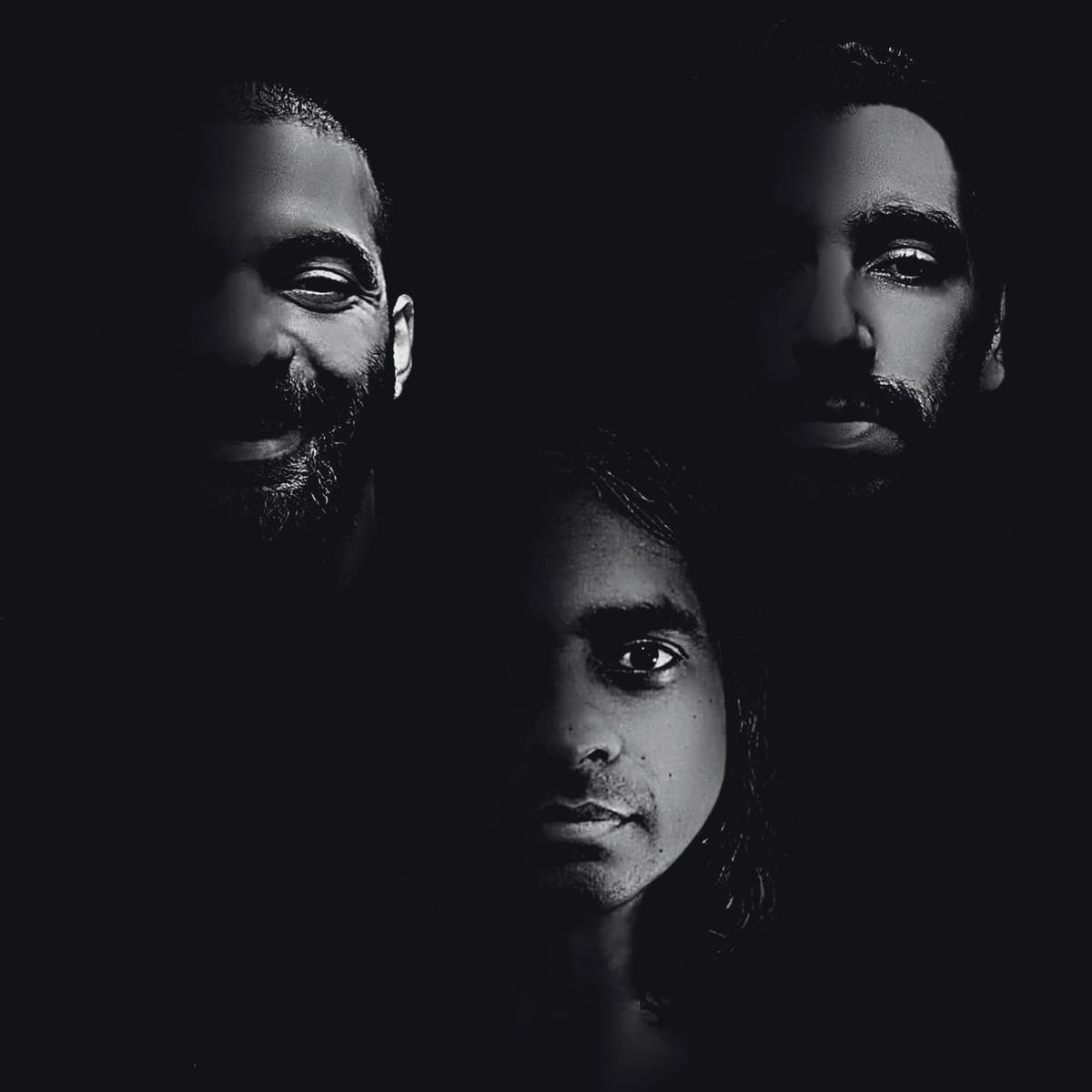 Faceless Travellers