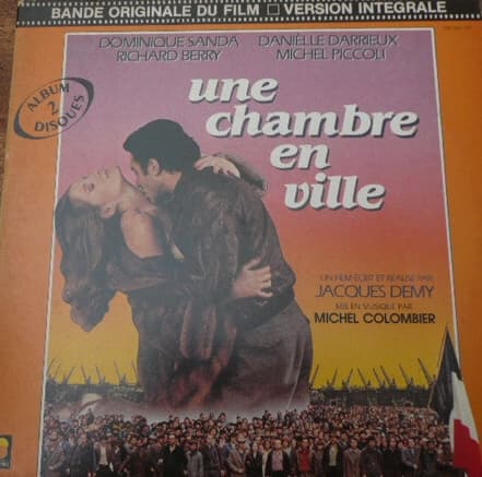 Une chambre en ville