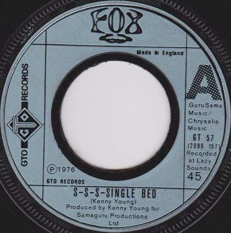 S-S-S-Single Bed / Silk Milk