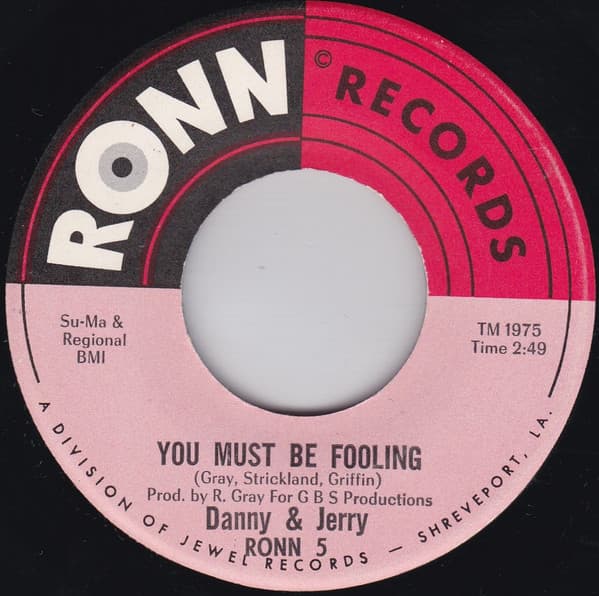 You Must Be Fooling / We've Got A Groovey Thing Goin'