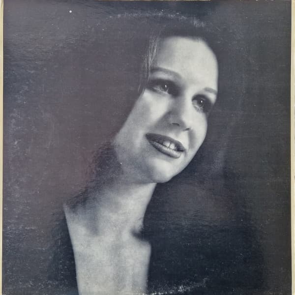Patty Waters Sings