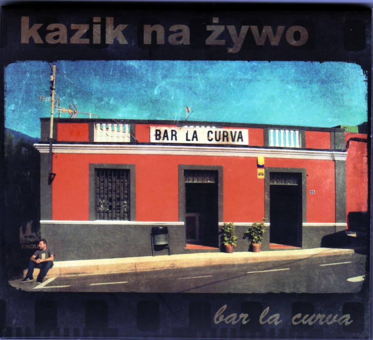Bar la Curva / Plamy na słońcu