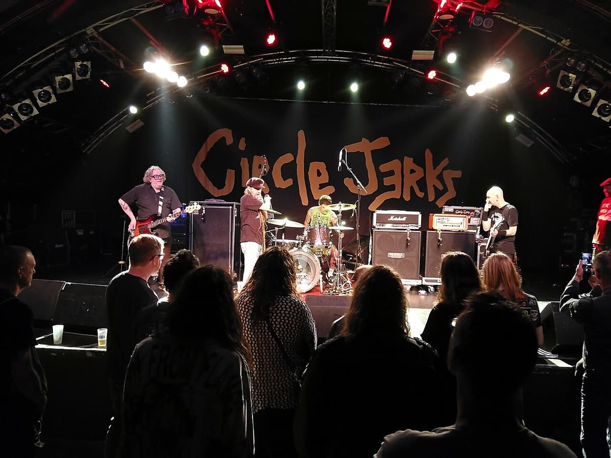 Circle Jerks