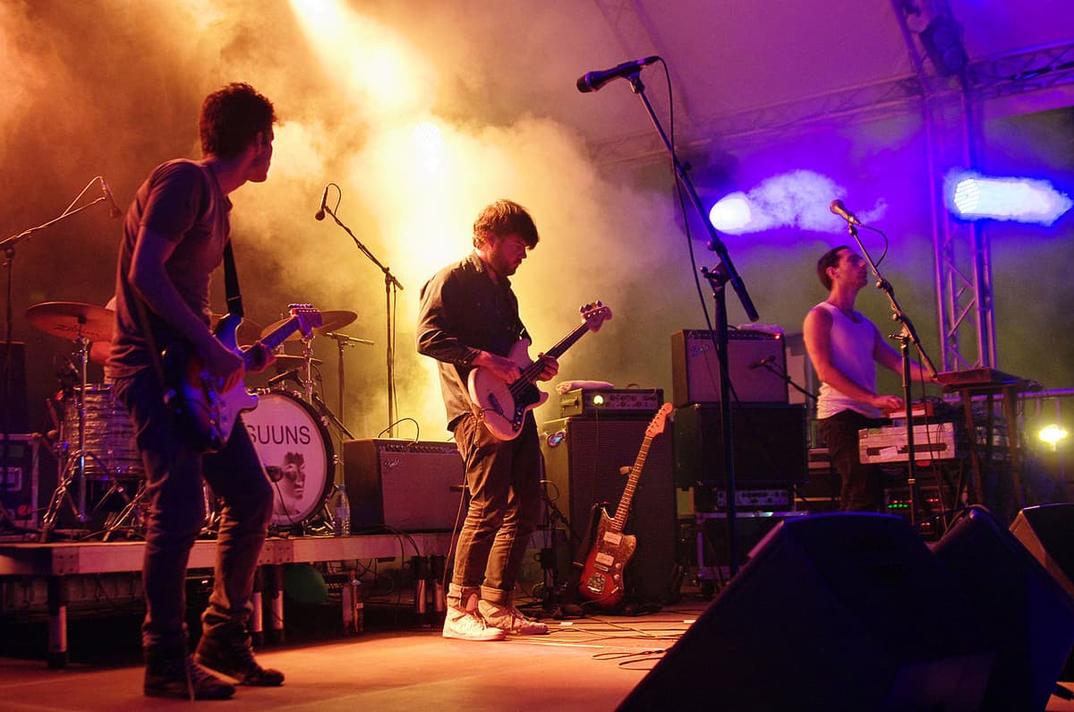 SUUNS