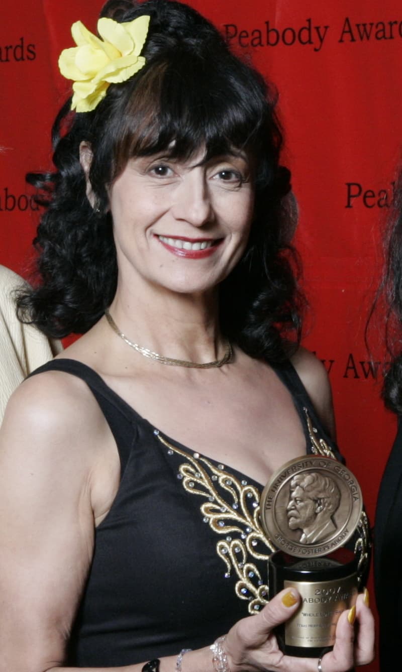Rosie Flores