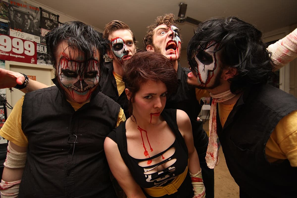 Zombina and the Skeletones