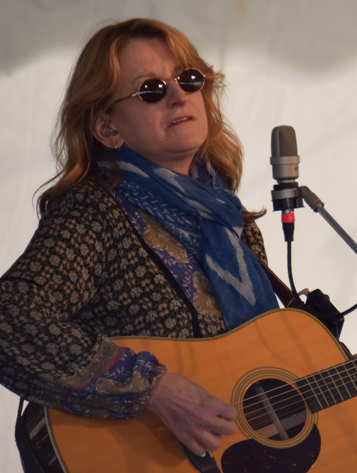 Claire Lynch