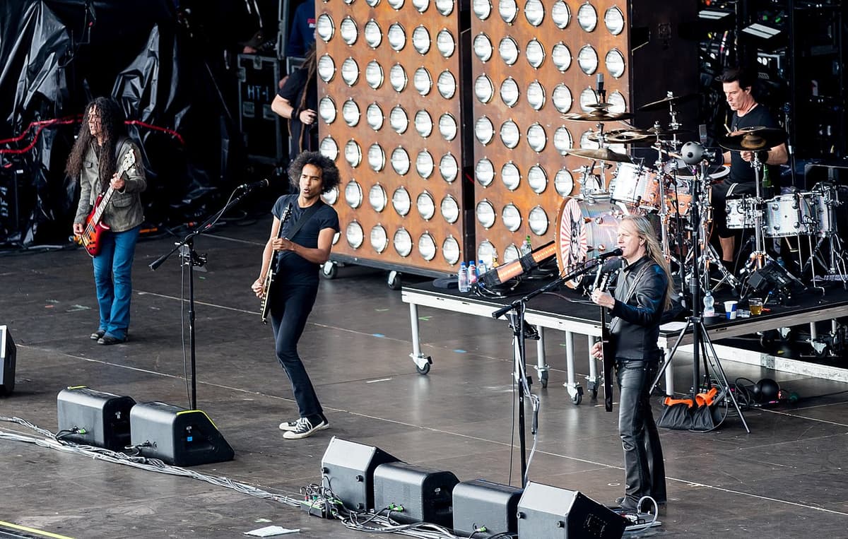 Alice in Chains