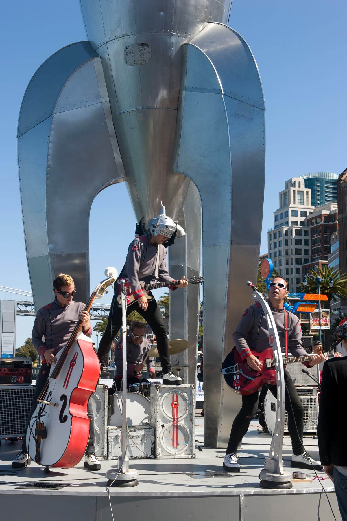 The Phenomenauts