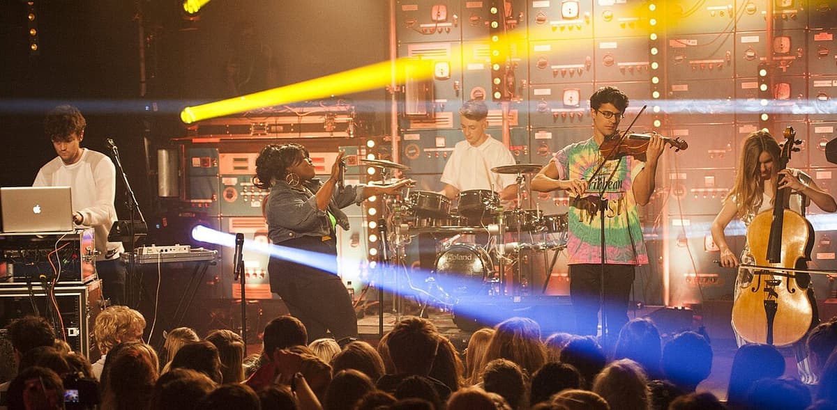 Clean Bandit