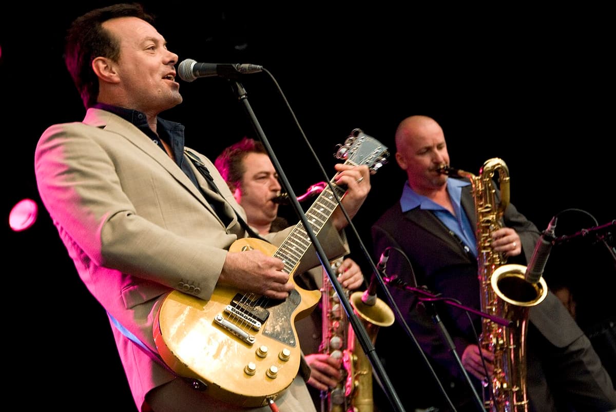 The James Hunter Six