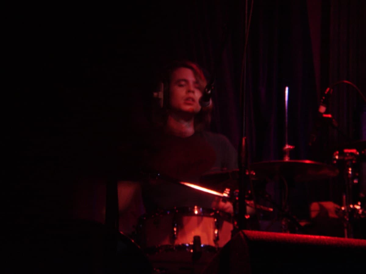 Tom Vek