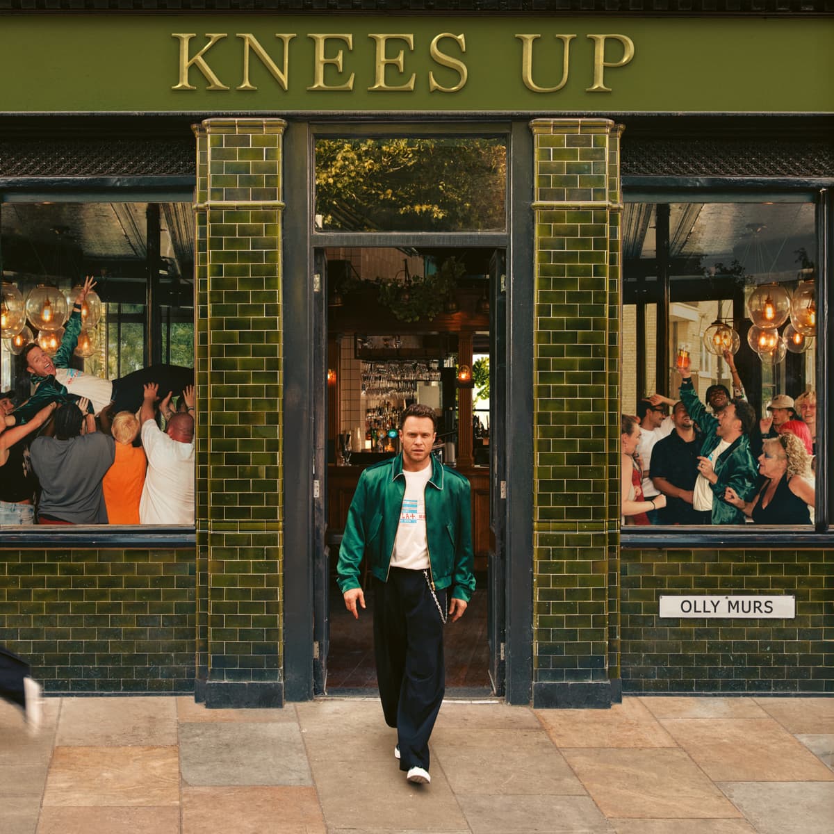 Knees Up